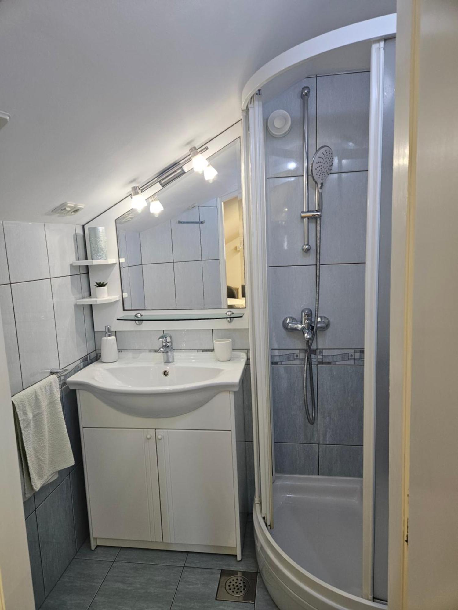 Lovely Attic Apartman-melani * Zadar